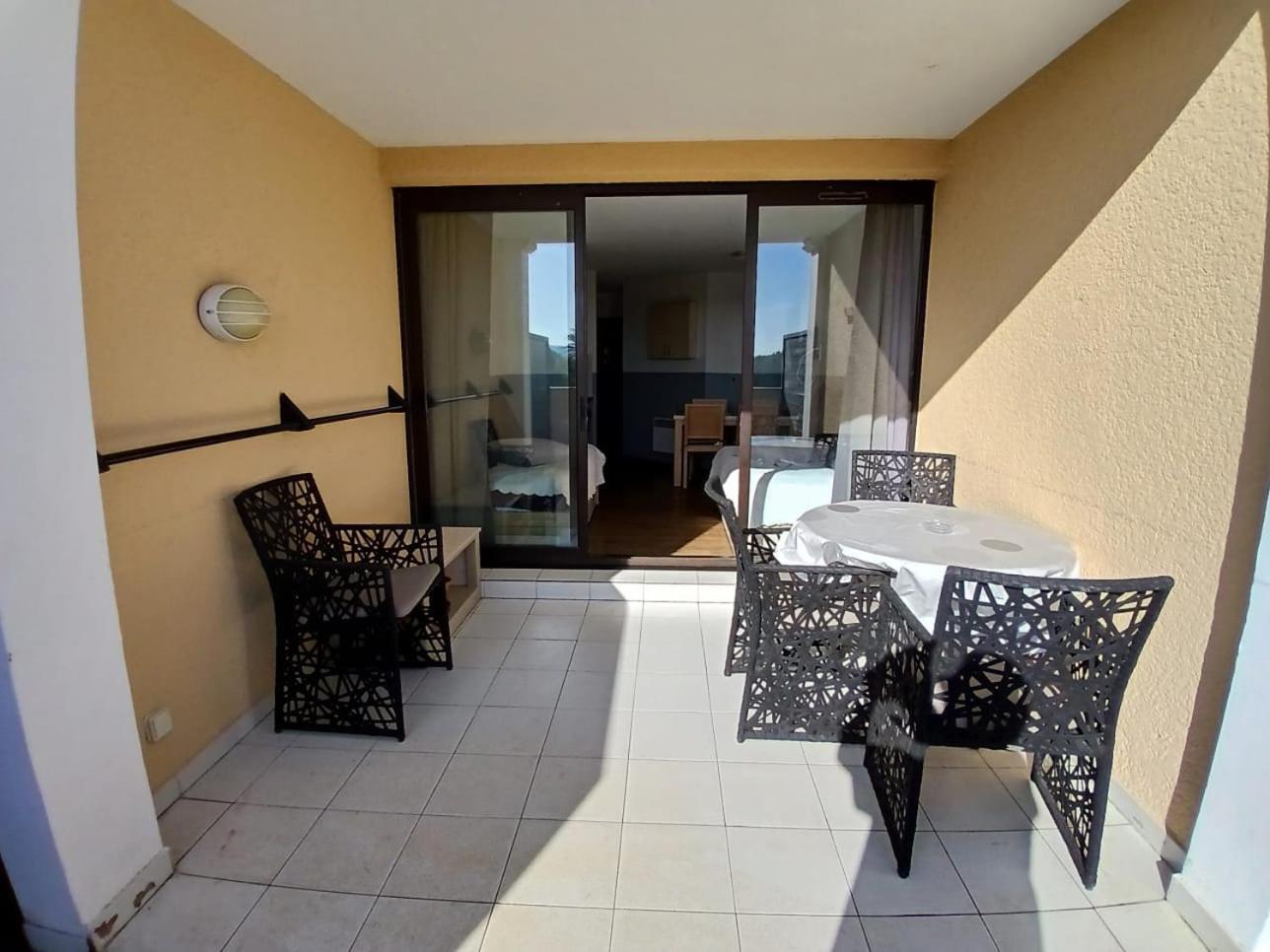 Appartement Grimaud Bord De Mer Exteriör bild